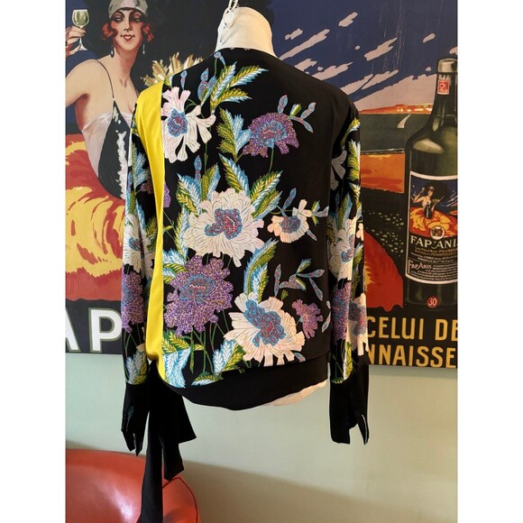 Diane Von Furstenberg blouse - Picture 4 of 10